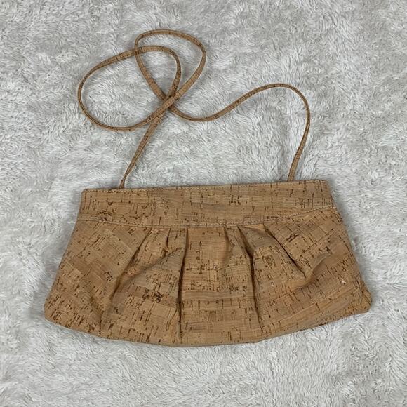 Unbranded pleated cork shoulder bag, converts to clutch - Picture 1 of 9
